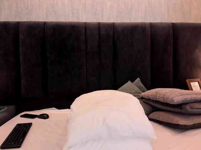 Freyaa25 webcam