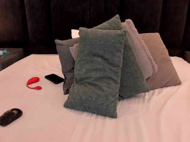 Freyaa25 webcam