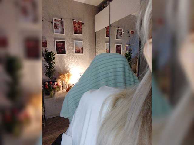 LOVEMENOW23, en directo ahora en BongaCams