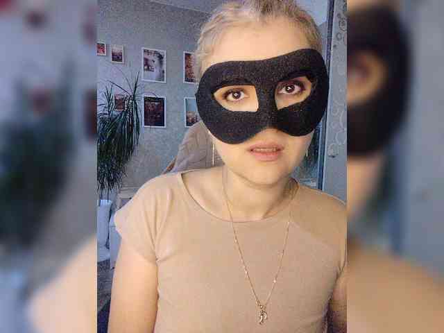blackmask_ webcam