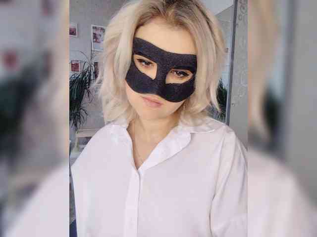 LOVEMENOW23 - Girl 