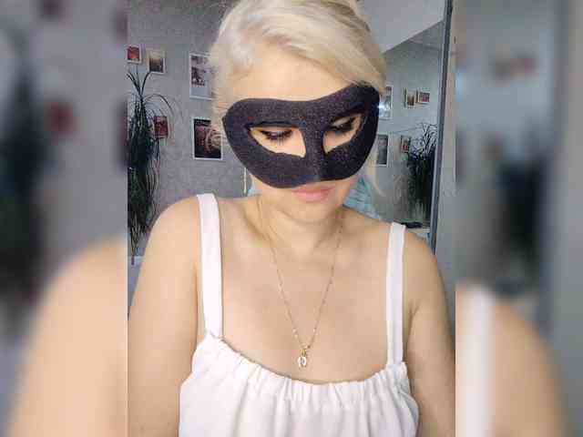 blackmask_ webcam