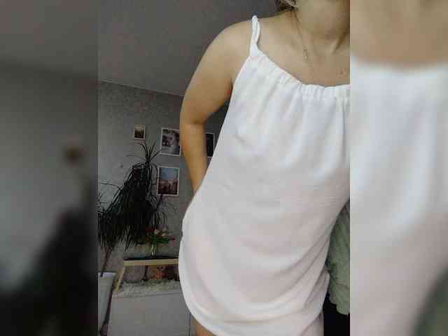 LOVEMENOW23 Sex Cam Show