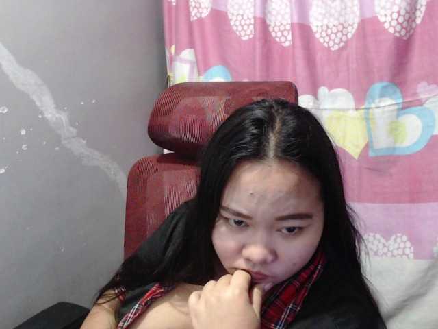 le modèle BubbleButtPinay est en webcam porno dans un show sur le site bongacams, il possède les tags suivants: Asian,Brunette,Shaved