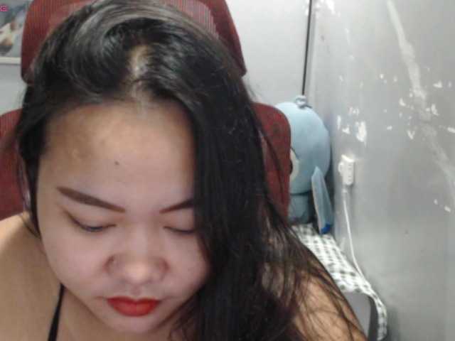 BubbleButtPinay live cam preview