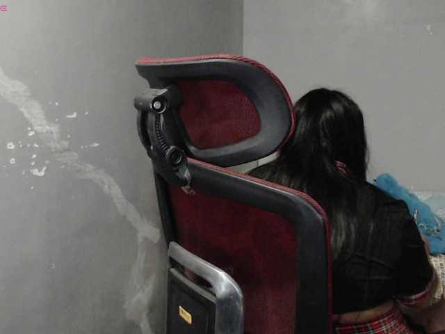 BubbleButtPinay live cam on BongaCams