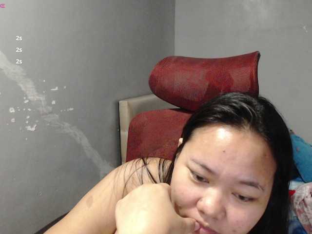 BubbleButtPinay live webcam show