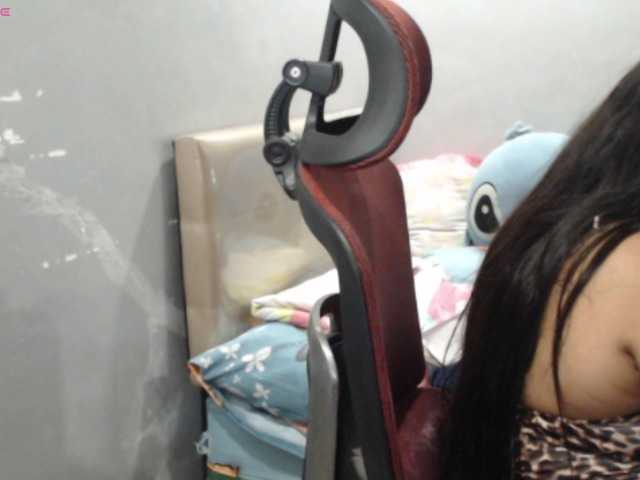 BubbleButtPinay live cam on BongaCams