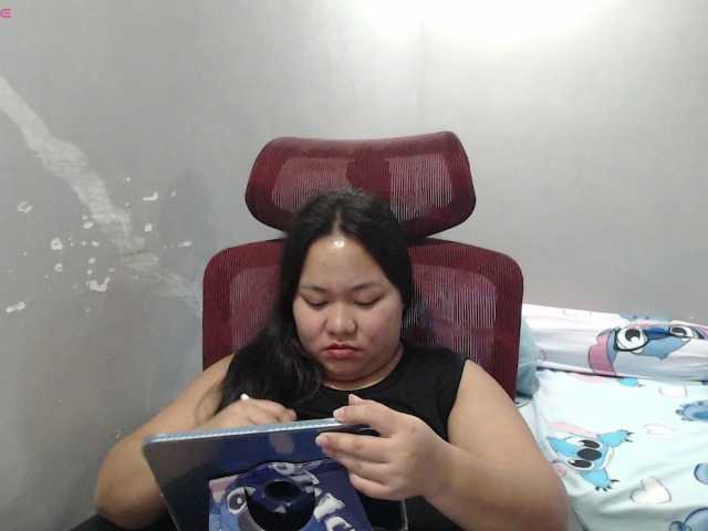 BubbleButtPinay live webcam show