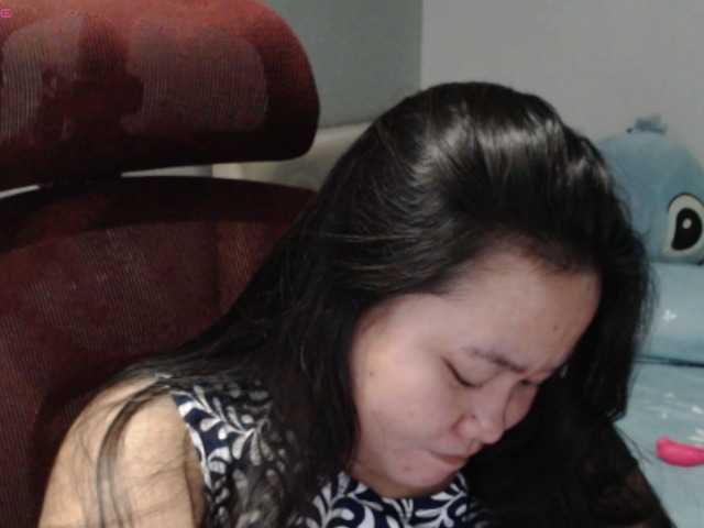 BubbleButtPinay live cam on BongaCams