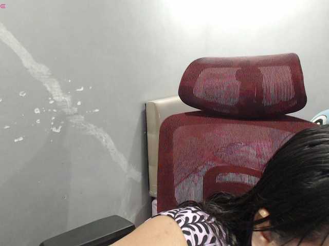 BubbleButtPinay live webcam show