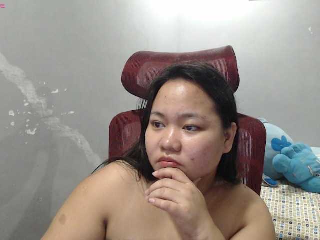 BubbleButtPinay live webcam show
