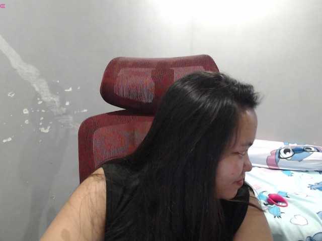 BubbleButtPinay live webcam show