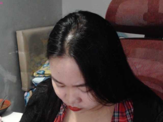 BubbleButtPinay live cam on BongaCams