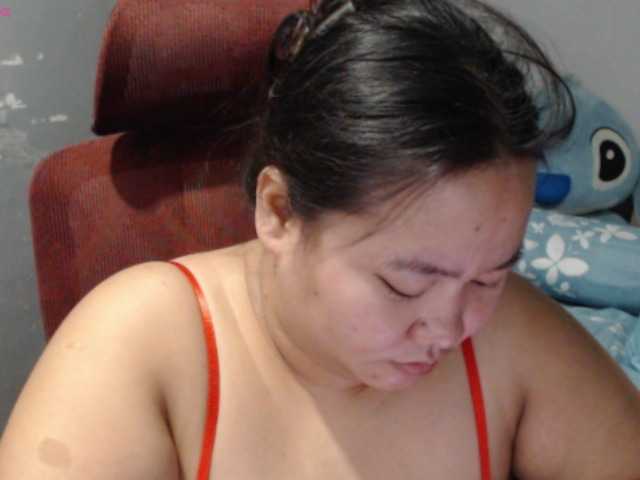 BubbleButtPinay live cam on BongaCams
