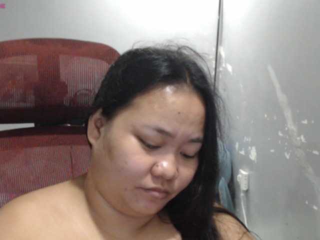 BubbleButtPinay live cam preview