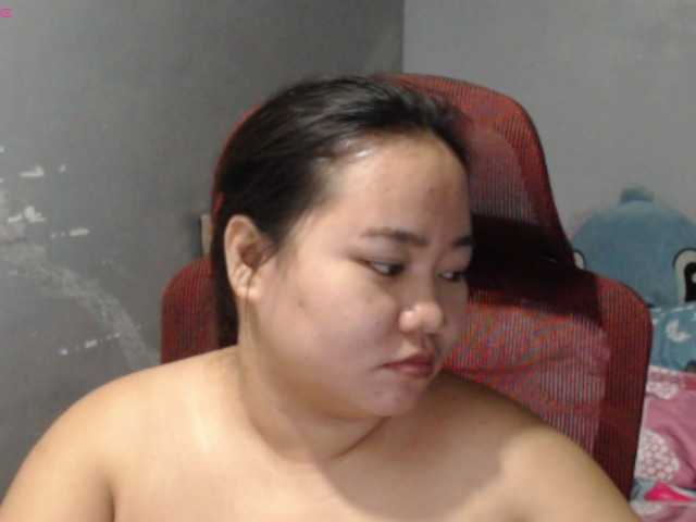 BubbleButtPinay live cam on BongaCams
