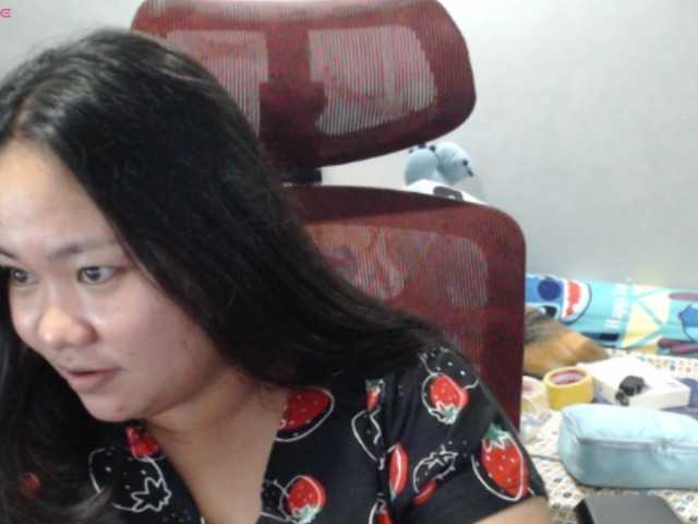 BubbleButtPinay live cam on BongaCams
