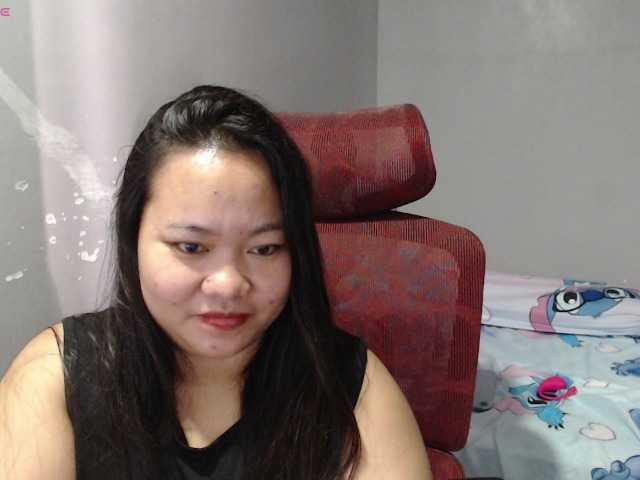 BubbleButtPinay live webcam show