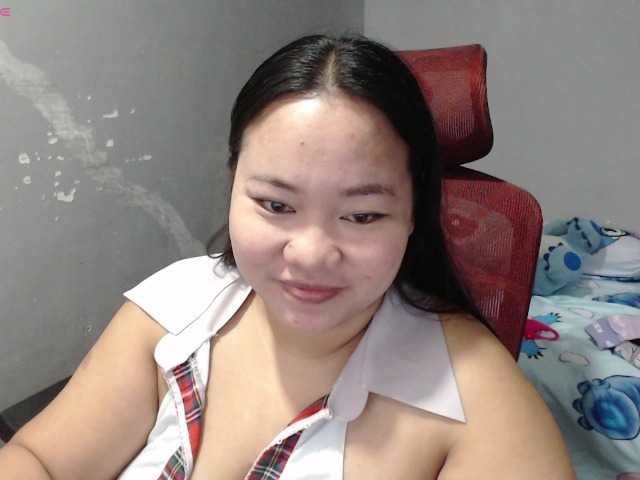 BubbleButtPinay live webcam show