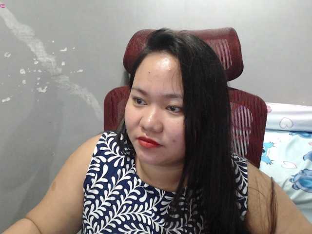 BubbleButtPinay live webcam show