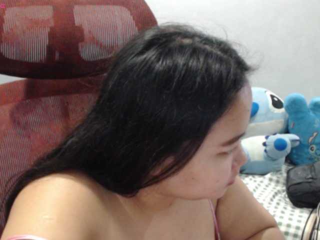 le modèle BubbleButtPinay est en webcam porno dans un show sur le site bongacams, il possède les tags suivants: Asian,Brunette,Shaved