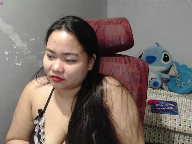 BubbleButtPinay live webcam show
