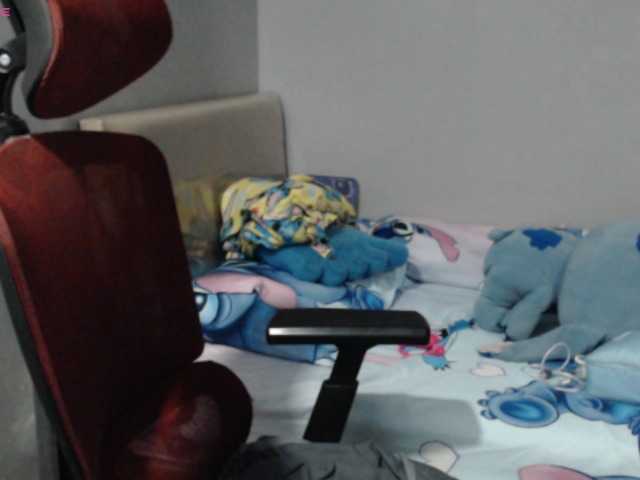 BubbleButtPinay live cam on BongaCams