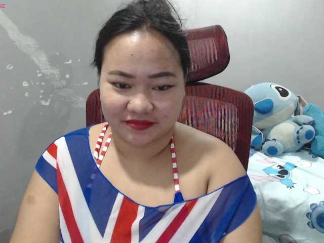 BubbleButtPinay live webcam show