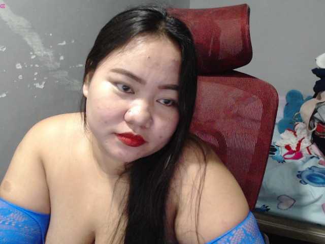 BubbleButtPinay live webcam show