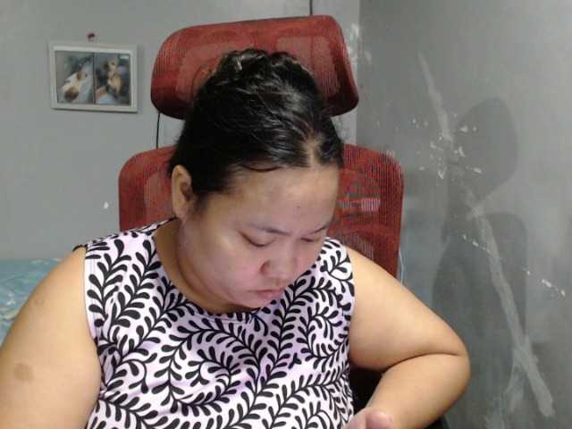 BubbleButtPinay live cam on BongaCams
