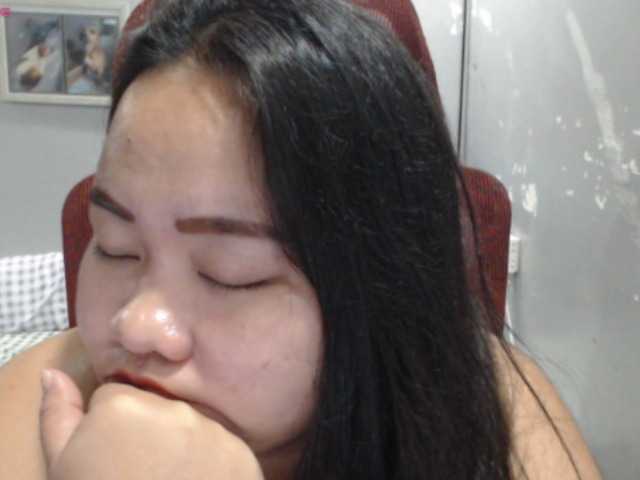 BubbleButtPinay live cam preview