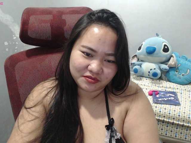 BubbleButtPinay live webcam show