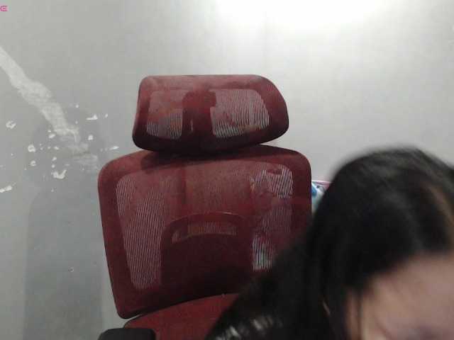 BubbleButtPinay live webcam show