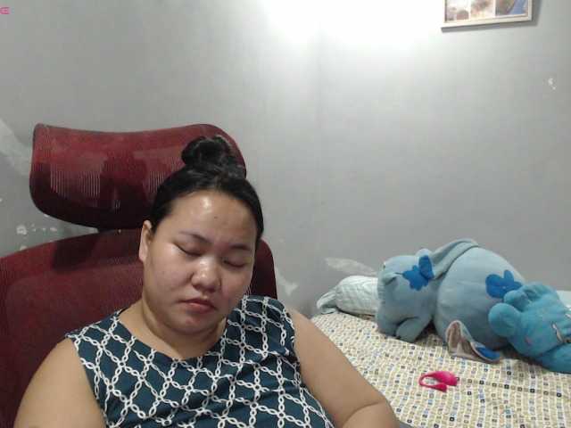 BubbleButtPinay live webcam show