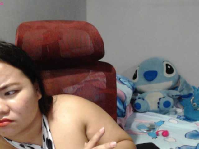 BubbleButtPinay live cam on BongaCams