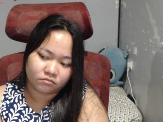 BubbleButtPinay live cam preview