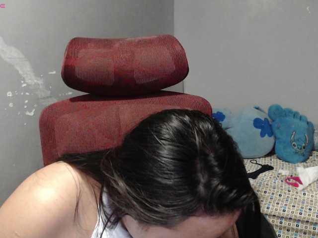 BubbleButtPinay live cam on BongaCams
