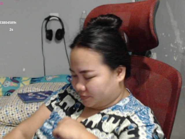 BubbleButtPinay live cam on BongaCams