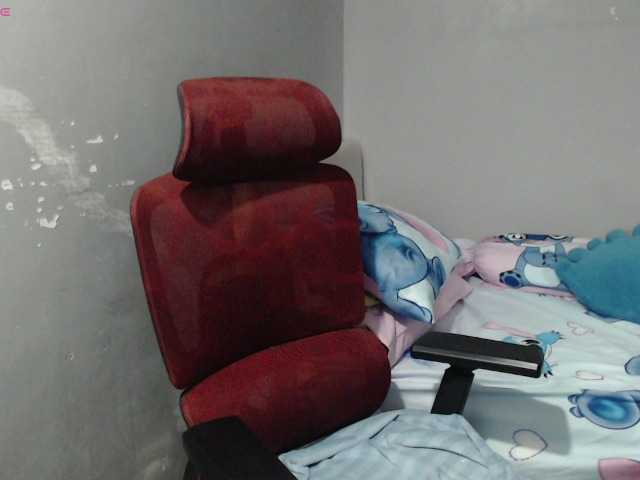 BubbleButtPinay live cam on BongaCams