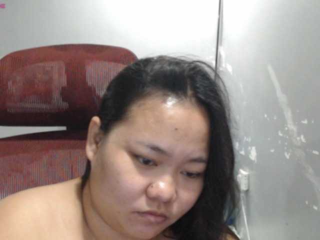 BubbleButtPinay live cam preview