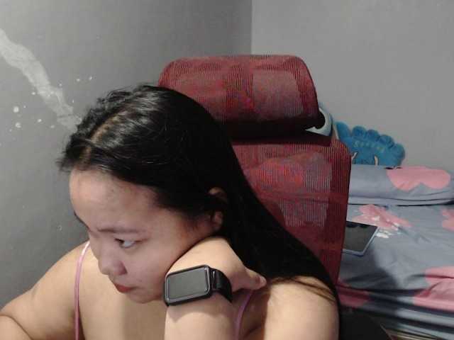 BubbleButtPinay webcam