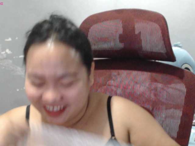 BubbleButtPinay live cam on BongaCams