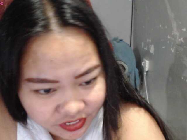 BubbleButtPinay live cam preview
