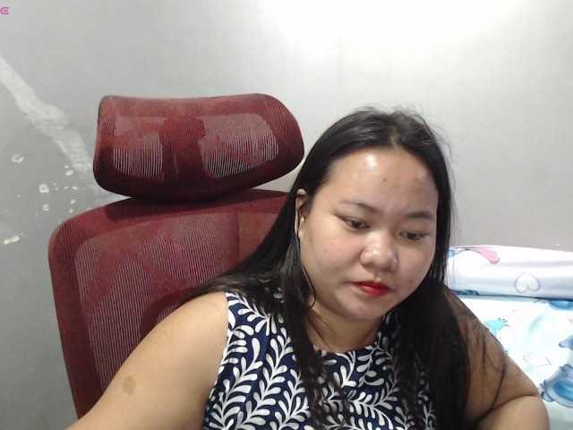 BubbleButtPinay live webcam show