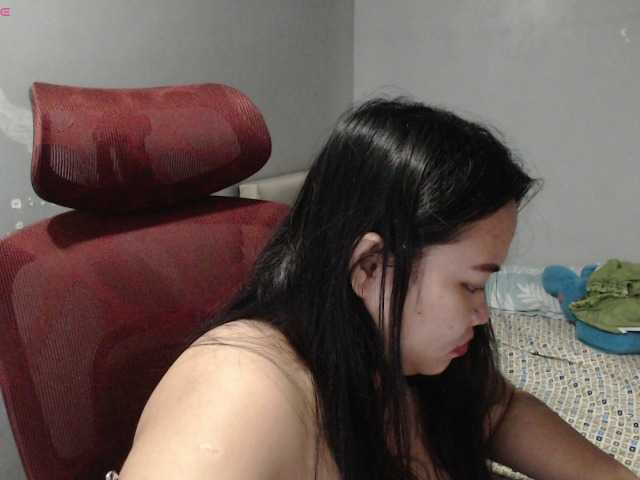 BubbleButtPinay live cam on BongaCams