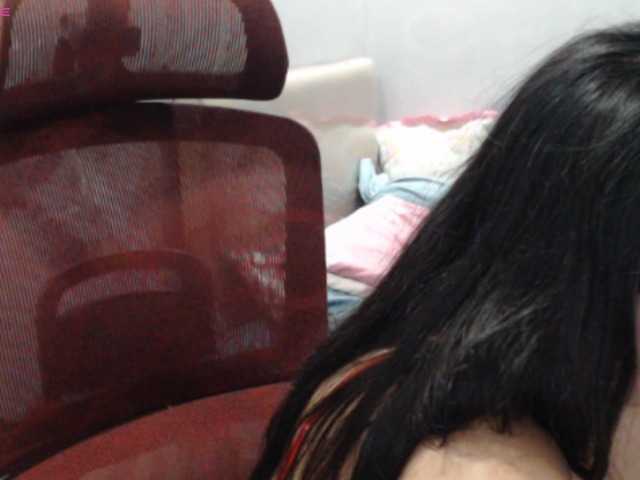 BubbleButtPinay live cam on BongaCams