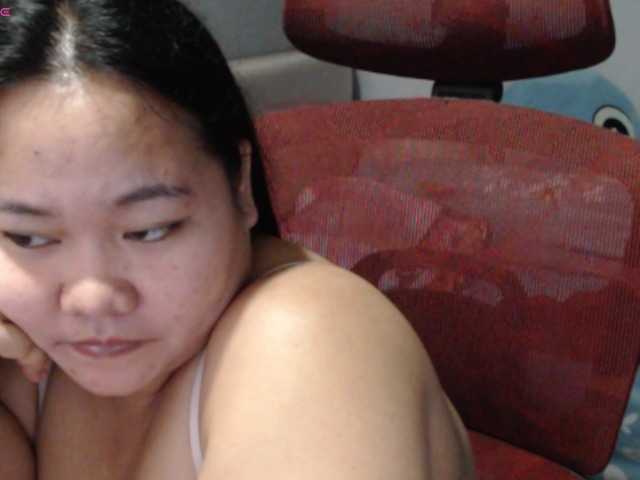 BubbleButtPinay live cam on BongaCams