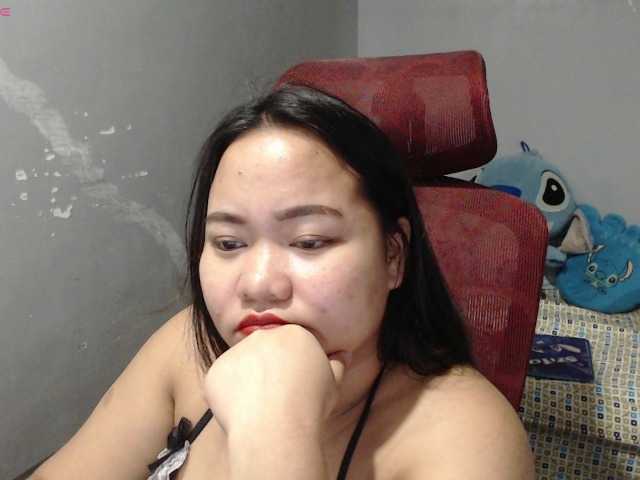 BubbleButtPinay live webcam show
