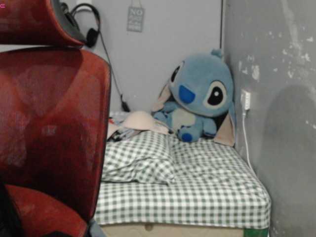 BubbleButtPinay live cam on BongaCams